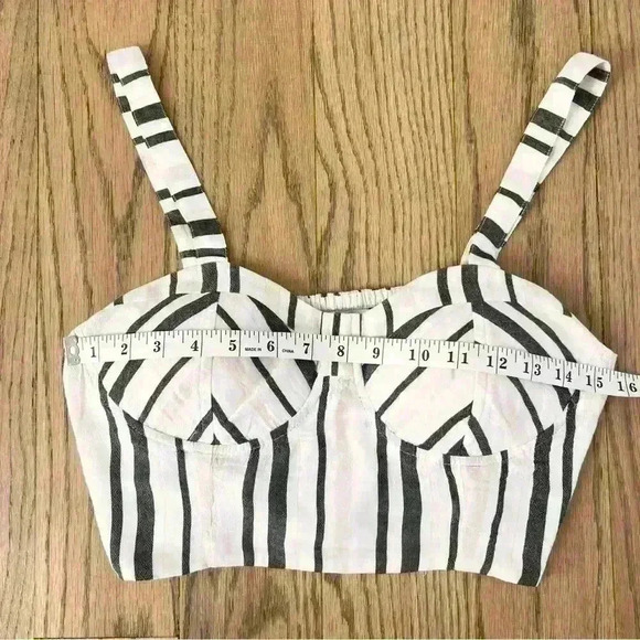 NWT American Eagle Striped Bustier Crop Top Size Medium - Picture 6 of 11